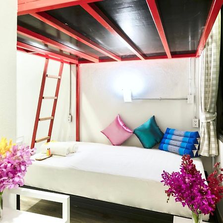 Red Door Heritage Hotel Bangkok Ngoại thất bức ảnh