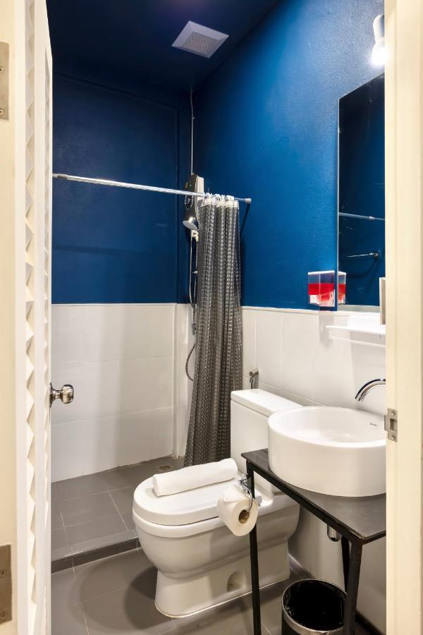 Red Door Heritage Hotel Bangkok Ngoại thất bức ảnh