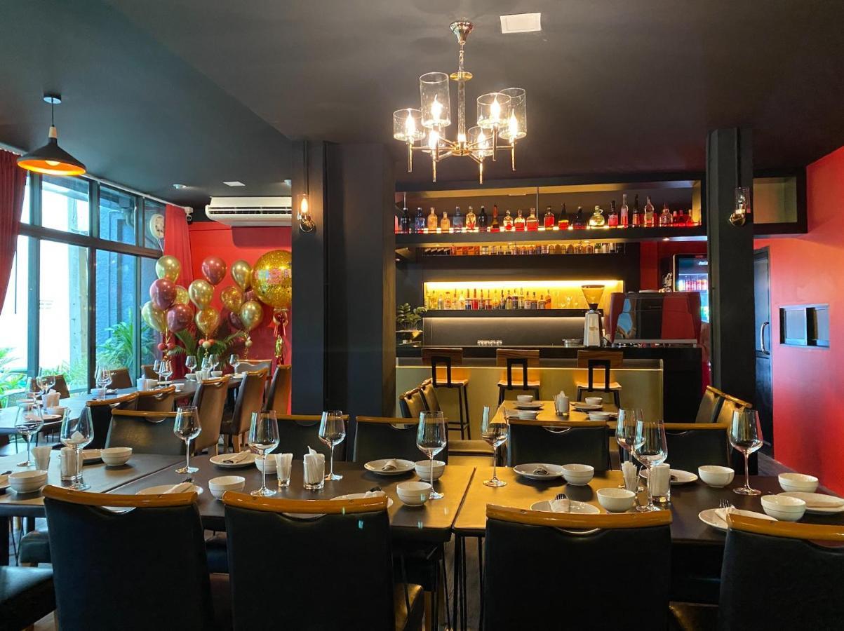 Red Door Heritage Hotel Bangkok Ngoại thất bức ảnh